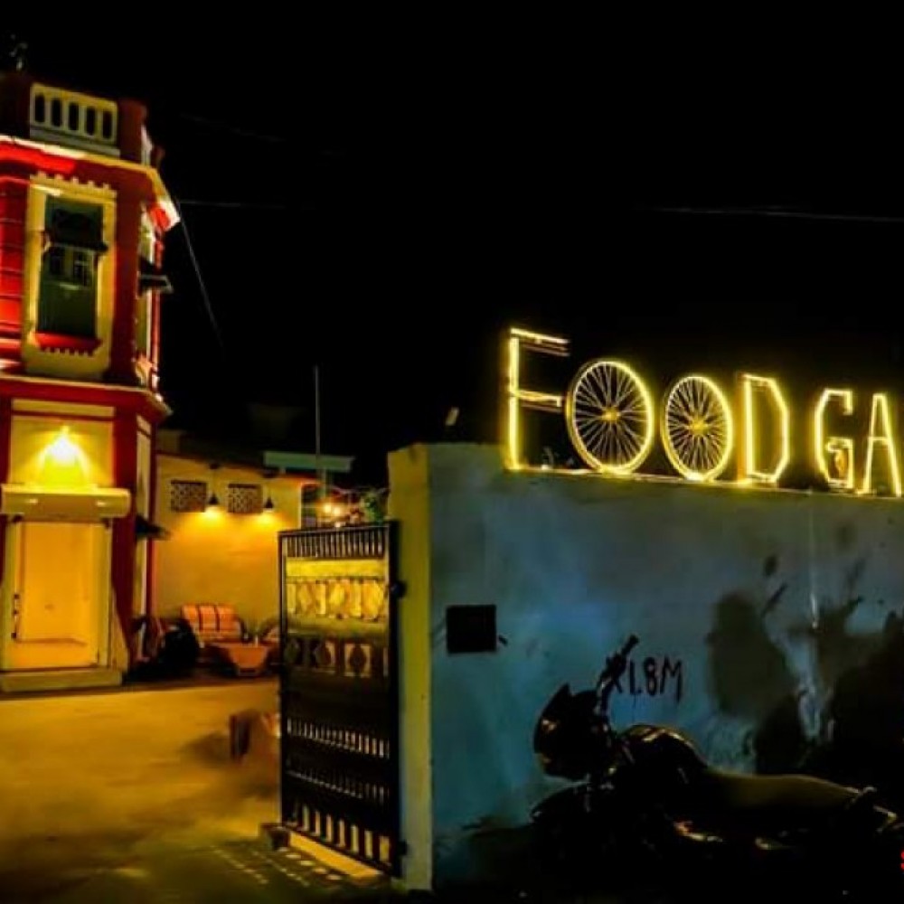 Best cafe & restaurant in wright town jabalpur Food Garage cafe...