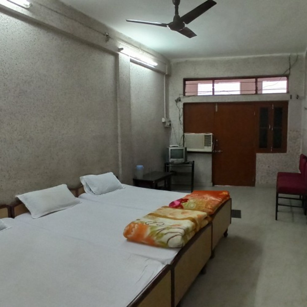 Economy hotel in main market jabalpur budget hotel in heart of...