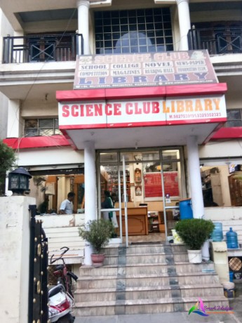science-club-library-big-3
