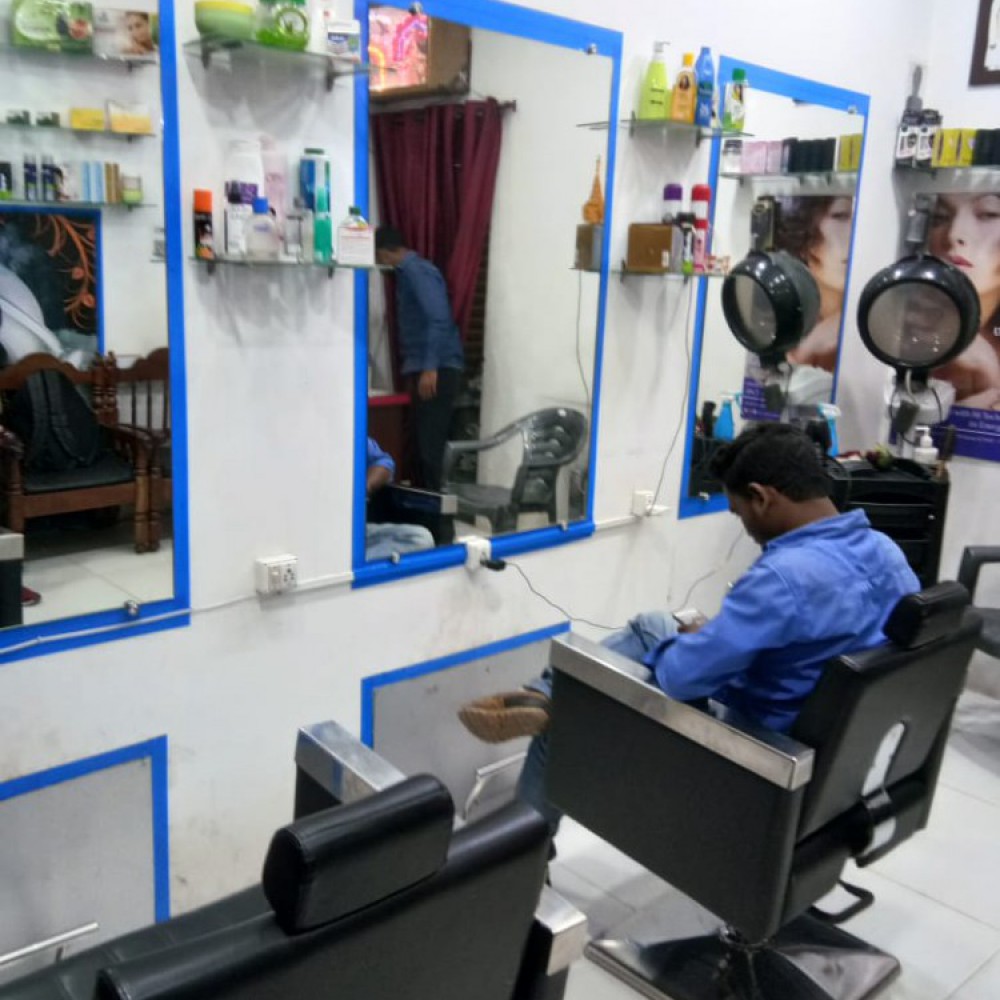 Mars Great Hair Salon & Cosmetic Agency, Jabalpur