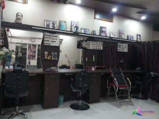 Aroma beauty parlour in jabalpur | women Salon in ukhari road jabalpur | best women salon in jabalpur